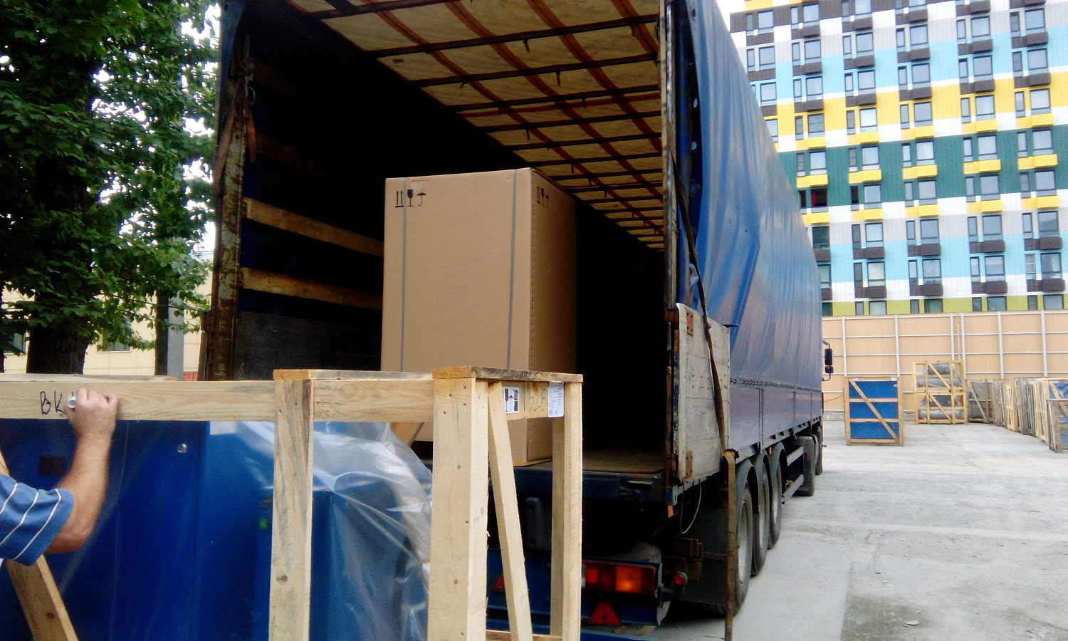 Отгрузка винтового и поршневого компрессоров 