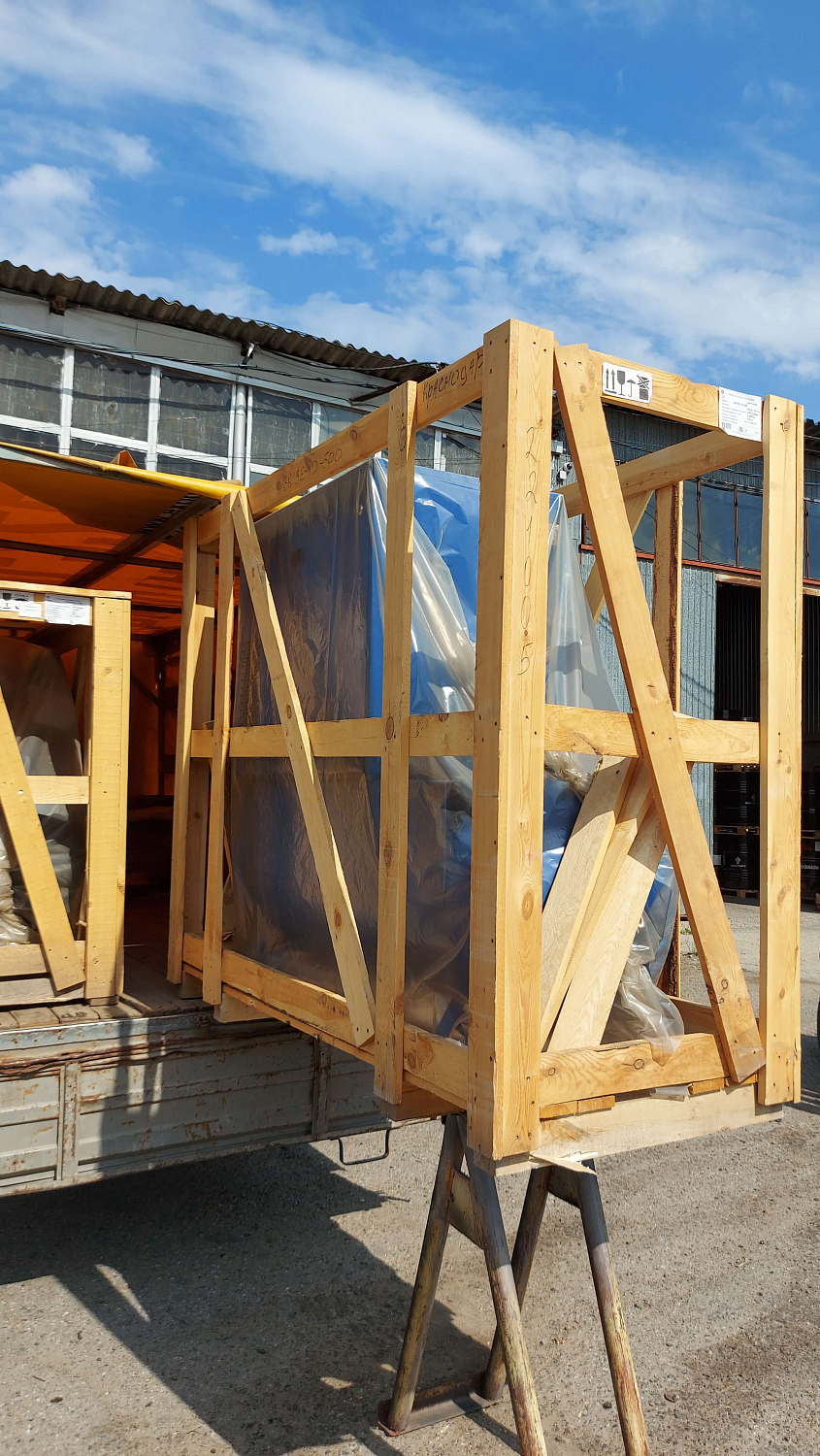 Отгрузка компрессоров REMEZA для транспортной компании