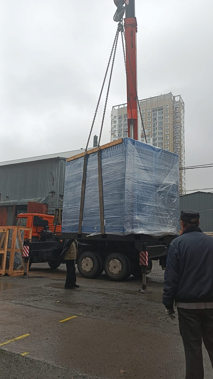 Отгрузка винтового компрессора Remeza ВК220-8 ВС в г. Москва