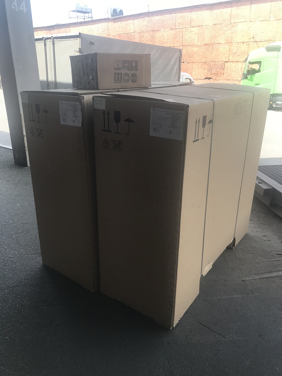 Отгрузка компрессоров для фитнес-центра в Питере