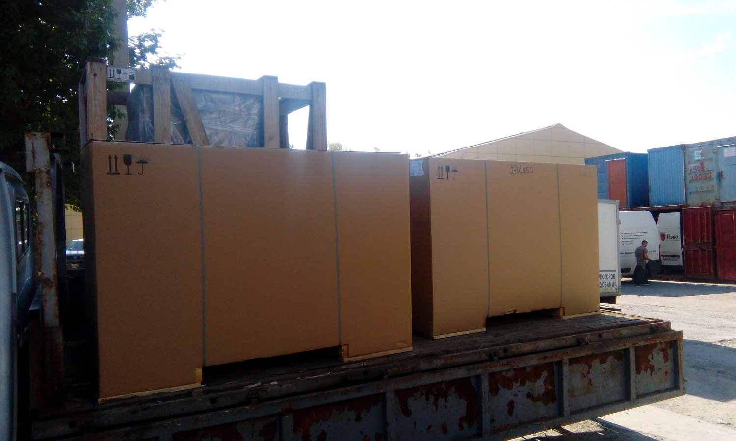 Отгрузка ресиверов, поршневых и винтовых компрессоров Remeza